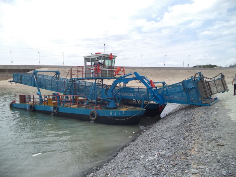 Automatic Water Cleaning Ship/ Aquatic Weed Harvester/Trash Skimmer Boat