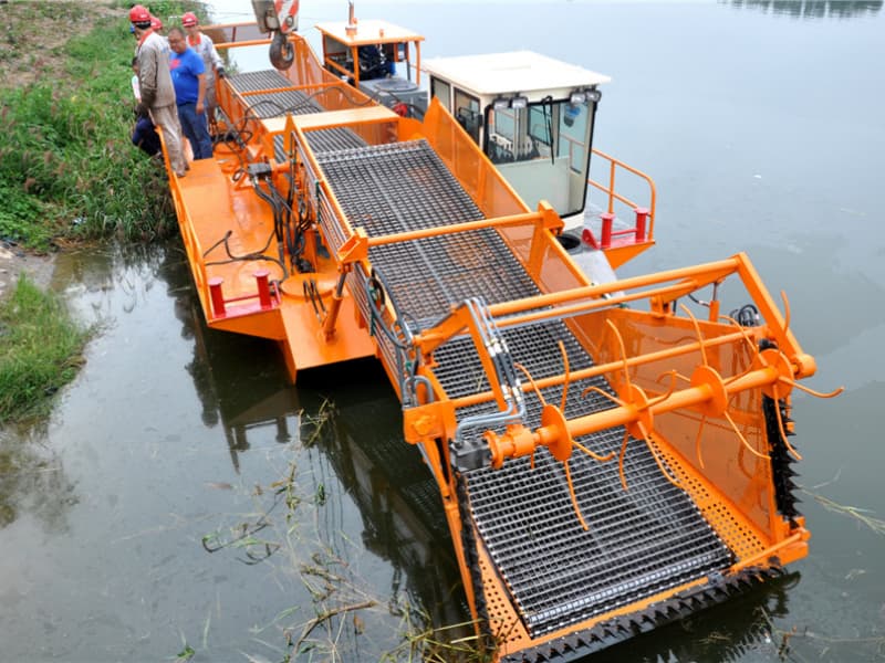 Automatic Water Cleaning Ship/ Aquatic Weed Harvester/Trash Skimmer Boat