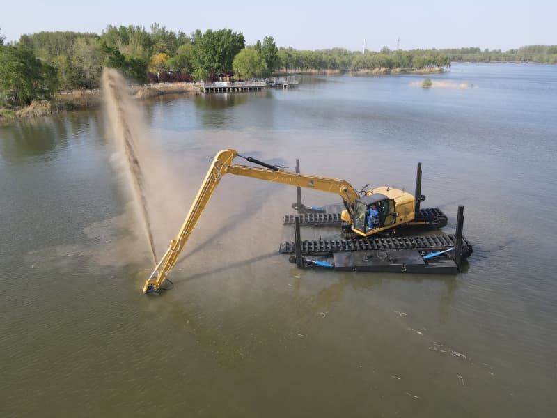5-40T Amphibious Dredging Excavator for River Lake Port Dredging