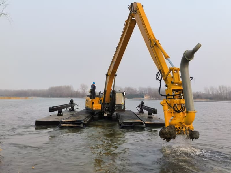 5-40T Amphibious Dredging Excavator for River Lake Port Dredging